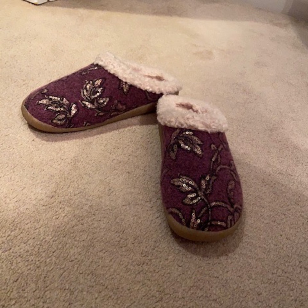 NEVER WORN!!! Purple Beaded Slippers